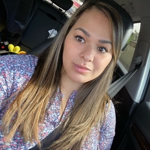 Meet your Posher, Evette